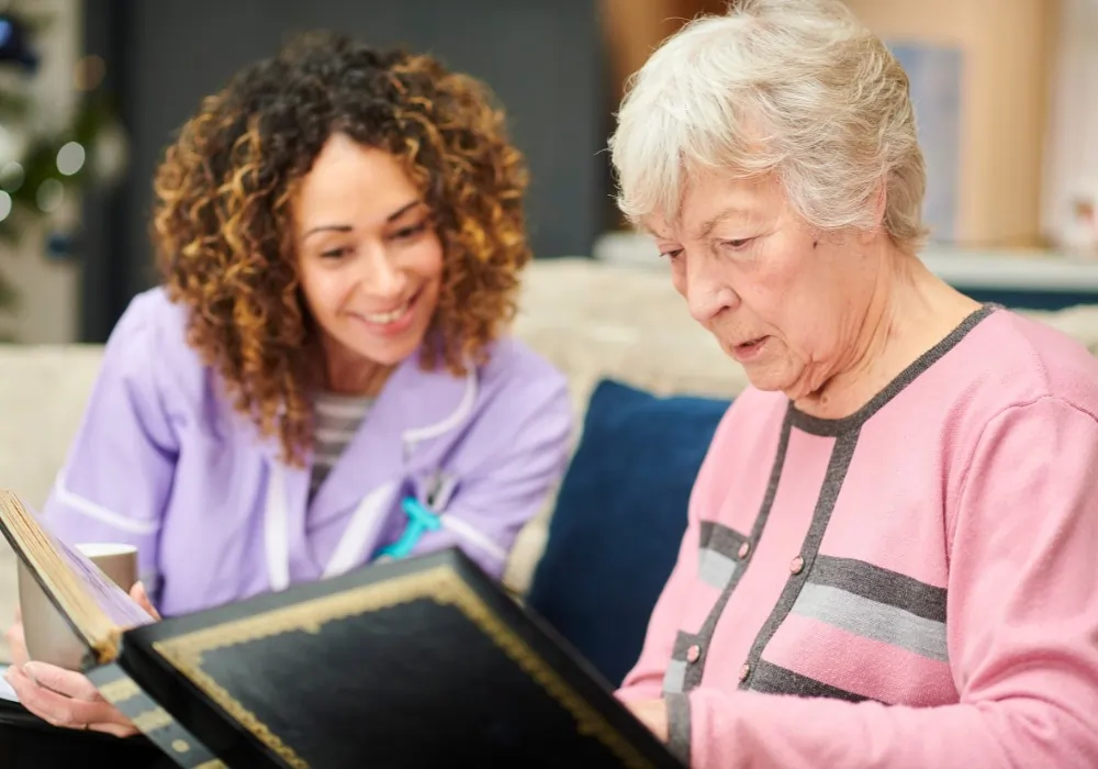Care for Alzheimer’s and dementia patients in a calm, home-like environment